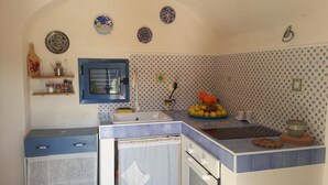 Unclassified image, 3 of 32, button - Trullo 'Vallegna' mit privatem Garten und Grill by Interhome (Ostuni)