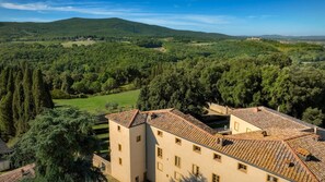 Exterior - Villa Bargagli Busona Ancient palace of the 16th century in the heart of Chianti (Castellina in Chianti 30)