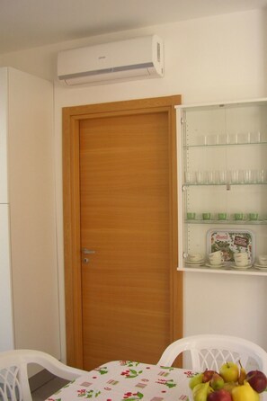 Dining - Komfortable Wohnung in Lido Conchiglie by Interhome (Sannicola)