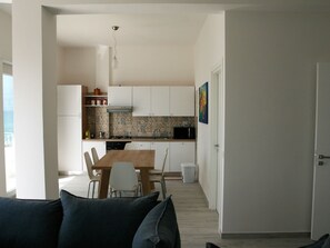 Fridge, microwave, oven, dishwasher - Villa Laura am Meer - P1 by Interhome (Pizzo)