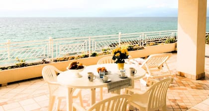 Apartment 'Laura by Interhome