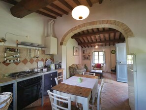 Fridge, cookware/dishes/utensils - Apartment MONTONE by Interhome (Montone)