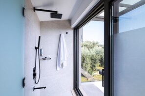 Towels, soap, shampoo, toilet paper - Torretta Villa - Harmonia (Ligia)