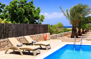 Pool - Muses Beach Villas - Cleo (Palekastro)