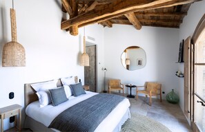 4 bedrooms, iron/ironing board - Peaceful Contemporary Farmhouse with Guest Cottage and Beach Nearby (Propriano)