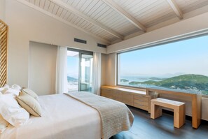 5 bedrooms, in-room safe, iron/ironing board - Luxury Villa with Mesmerising Sea-and-Island Views and Large Private Pool (Perigiali)