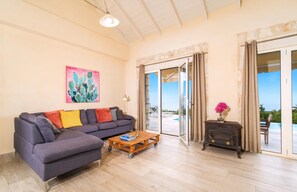 TV - Villa Horizon – Charming Villa with Stunning Sea and Sunset Views (Fiskardo)