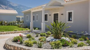 Property grounds - Stylish Villa with Ainos and Sea Views set in Mature Gardens near Trapezaki (Kefalonia)
