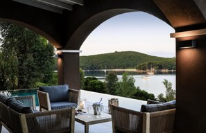 Terrace/patio - The House at Bella Mare (Corfu)