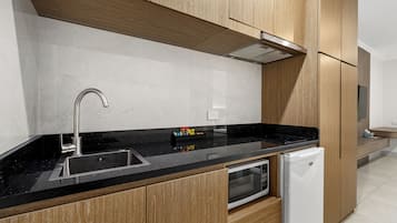 Superior-Zimmer, Nichtraucher, Klimaanlage | Eigene Küche | Kühlschrank, Mikrowelle