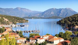Marina - Elegant Contemporary Villa with Spectacular Ionian Views and Sea Access (Meganissi)