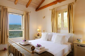 1 bedroom, in-room safe, iron/ironing board - Romantic Cottage for Adults Only with Sea Views near Beach & Taverna (Paxos)