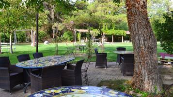 Ristorazione all'aperto