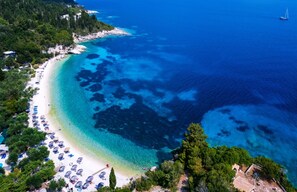 Sun-loungers - Cosy Round House for Adults with Stunning Sea & Island Views (Paxos)