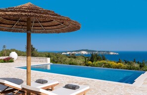 Pool - Delightful Villa with Sea Views to Anti Paxos near Beach & Kafenion (Paxos)