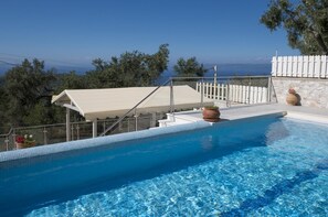 Pool - Restored Hamlet House for Adults with Light Interiors near Beach & Taverna (Paxos)