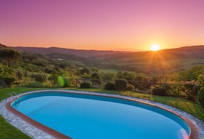 Pool - Private Pool Retreat in Chianti (Radda in Chianti)