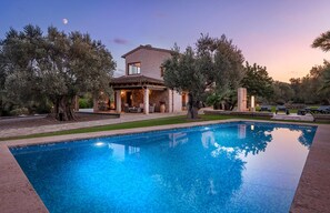 Pool - Secluded Villa with Gardens and Play Area Close to Puerto Pollensa (Mallorca)