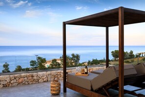 Terrace/patio - Stylish Contemporary Villa with Spectacular Sea Views near Cove (Zakynthos)