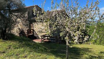 Enceinte de lâhĂ©bergement