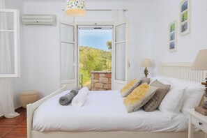2 Schlafzimmer, Zimmersafe, Bügeleisen/Bügelbrett