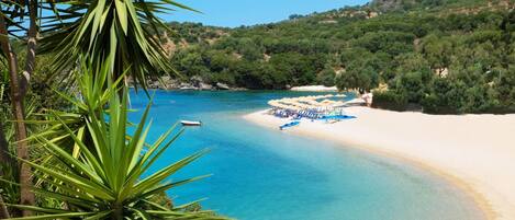 Beach nearby, sun loungers