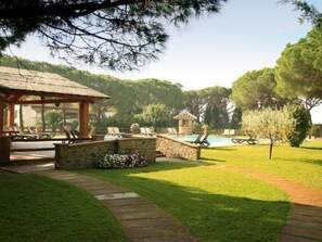 Pool - Wohnung für 2 Personen mit Veranda by Interhome (Castiglione della Pescaia)