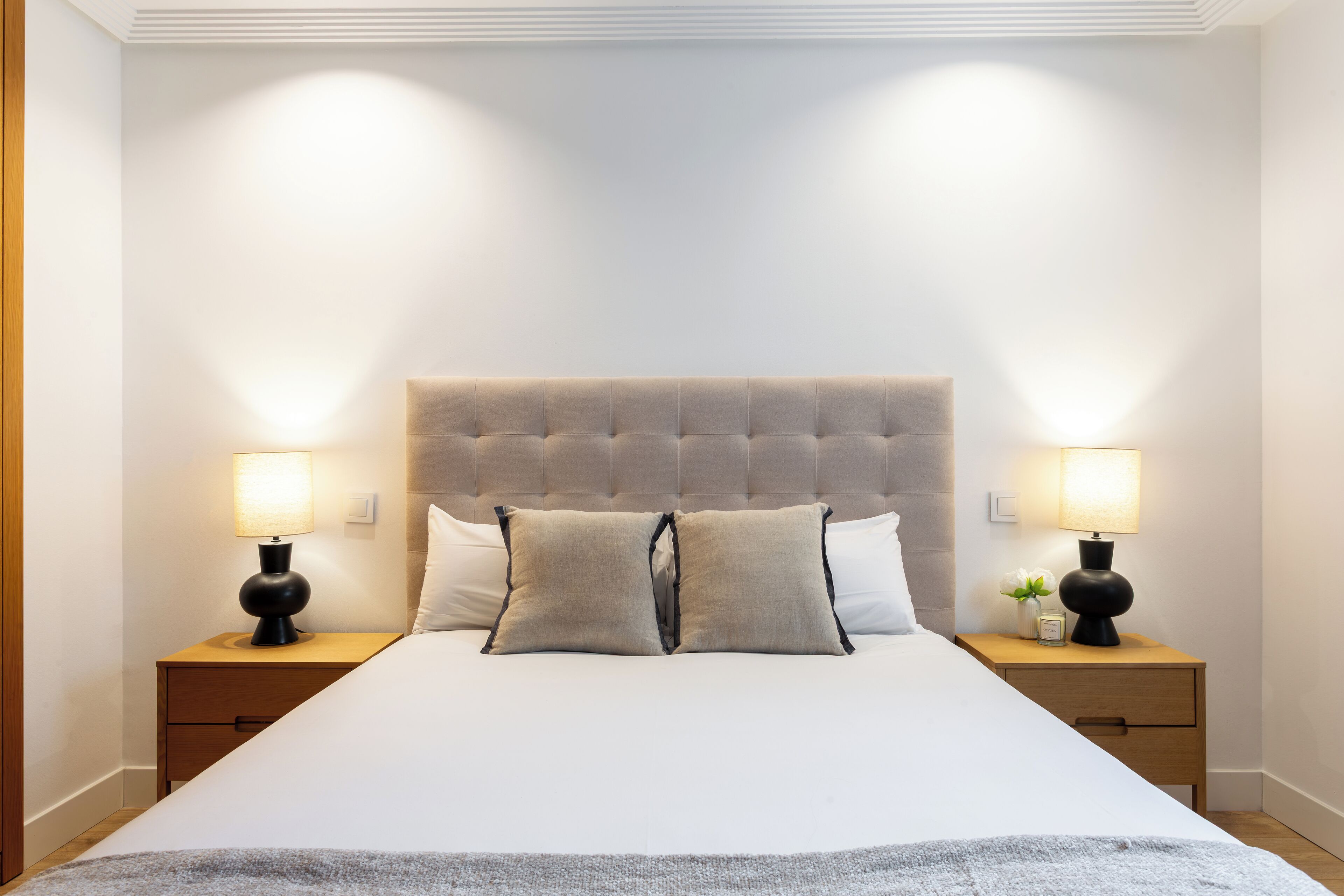 Bügeleisen/Bügelbrett, kostenloses WLAN, Bettwäsche