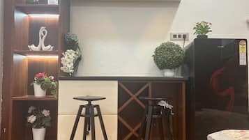 Bügeleisen/Bügelbrett, WLAN, Bettwäsche