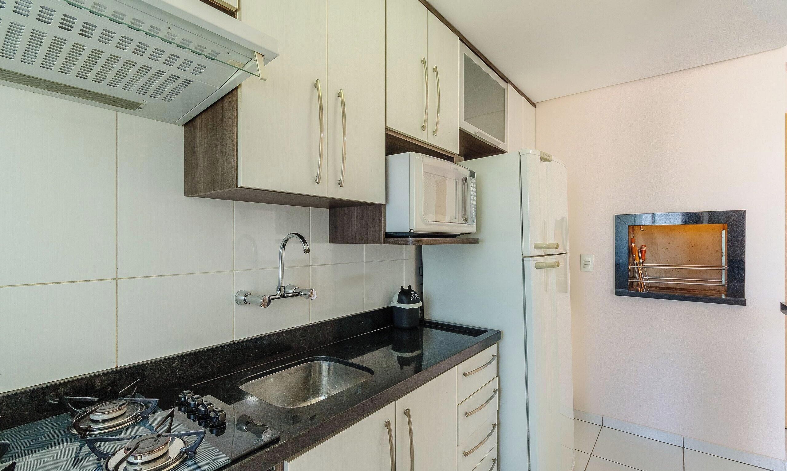 Basic Apartment | Private kitchen