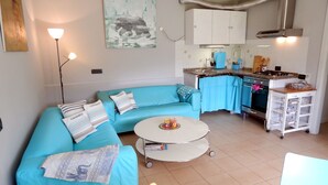 DVD player - in mediterraner Kulisse by Interhome (Follo)