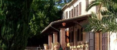 Baignoire à remous extérieure