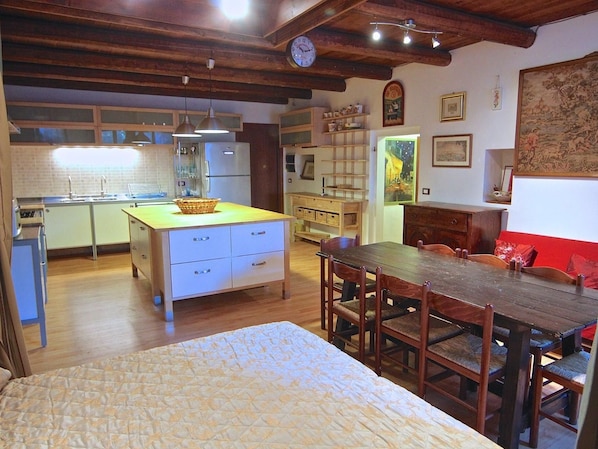 1 bedroom, Internet