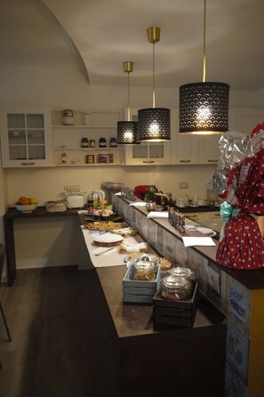 Dining - 'Dear Peace on the Hill by Interhome (Montefiore Conca)