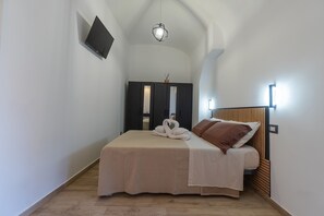 Iron/ironing board, WiFi, bed sheets - Costa Apartment Catania (Catania)