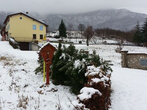 Property grounds - Gemütliche Ferienwohnung in Seghe mit Grill und Garten by Interhome (Velo d'Astico)