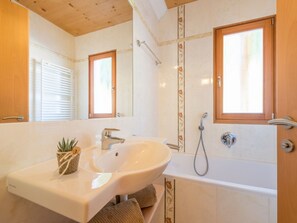 Towels - mit traumhaftem Ausblick by Interhome (Aldein (Aldino))