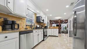 Unclassified image, 5 of 30, button - Mall of GA, Cozy 5 Bedrooms Gateway, Sleep 12 + Game Room and Wi-Fi (Buford)