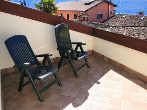 Unclassified image, 5 of 17, button - Wohnung 'GioBattista' mit Blick aufs Wasser by Interhome (Manerba)