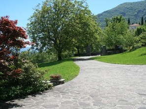Property grounds - mit Wasserblick by Interhome (Manerba)