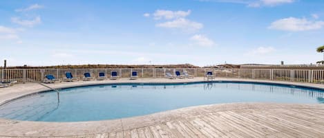 Apartment, 1 Queen-Bett und Schlafsofa (Sugar Beach 117 - Sandy Feet Retreat) | Pool