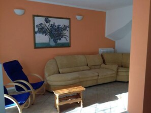 TV - Wohnung mit Bergblick by Interhome (Tiarno di Sotto)