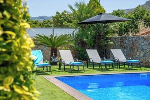 Utomhuspool