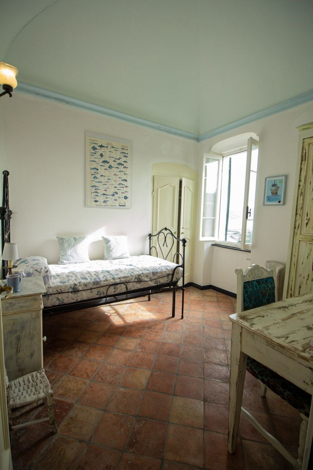 3 間睡房、上網