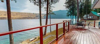 Prop House | Wallowa lakefront home w/dock