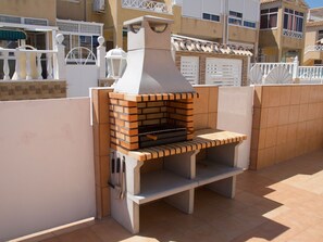 Terrace/patio - Hübsche Erdgeschosswohnung mit großem Garten by Interhome (Torrevieja)