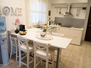 Fridge, microwave, oven, dishwasher - für 8 Personen by Interhome (L´Eliana)