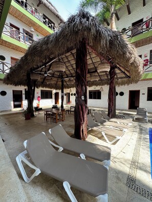 Outdoor pool - Hotel Kupuri Sayulita (Sayulita)