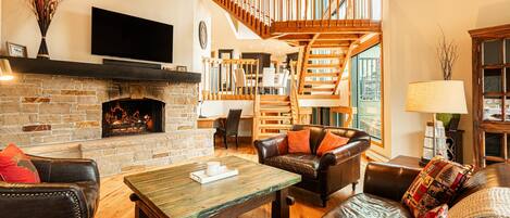 Smart TV, fireplace, offices