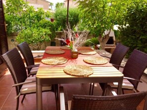 Outdoor dining - Villa Can Picafort 2 Minuten vom Strand entfernt by Interhome (Can Picafort)